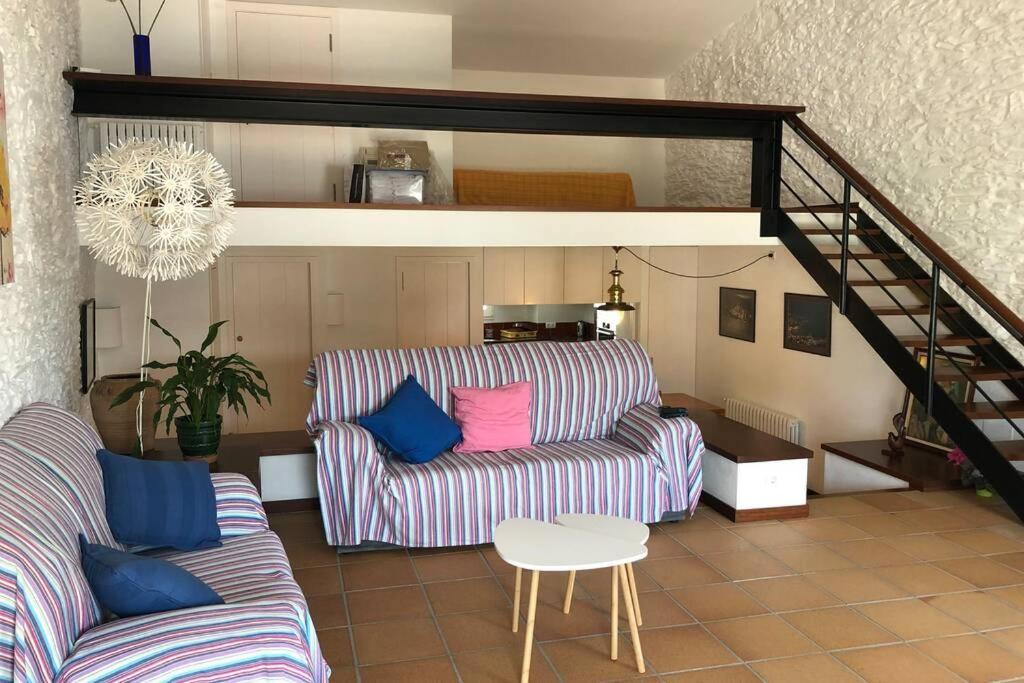 Roques - Casa En Primera Linea De Mar En Cadaqués Buitenkant foto